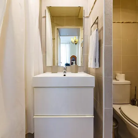 Two Bedroom St. Honoré *